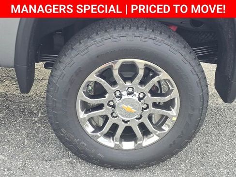 New 2026 Chevrolet Silverado 2500 LTZ w/ LTZ Premium Package image 18