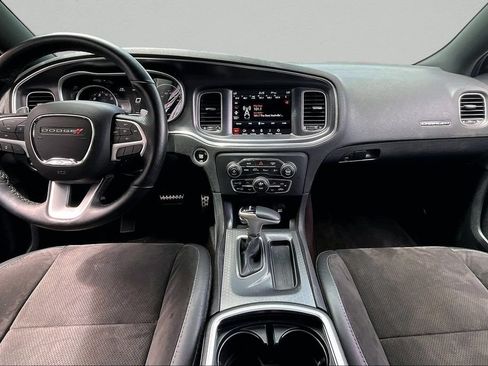 Used 2018 Dodge Charger R/T Scat Pack RWD image 8