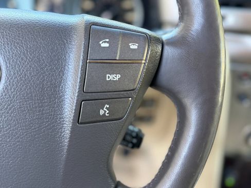 Used 2013 Lexus LX 570 4WD w/ Luxury Pkg image 82