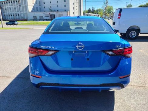 Used 2024 Nissan Sentra SV FWD image 8