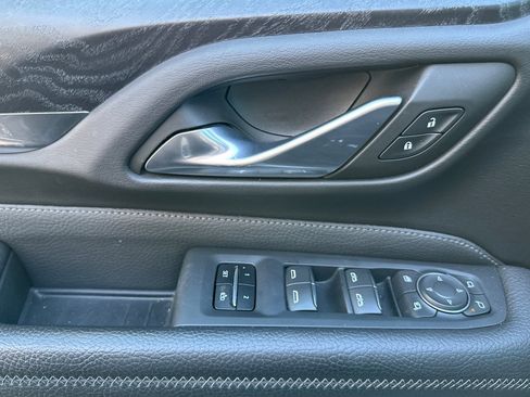 Used 2021 GMC Yukon Denali image 11