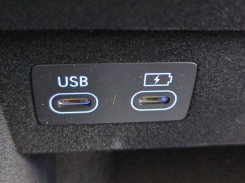 New 2026 Genesis GV70 2.5T Select image 17