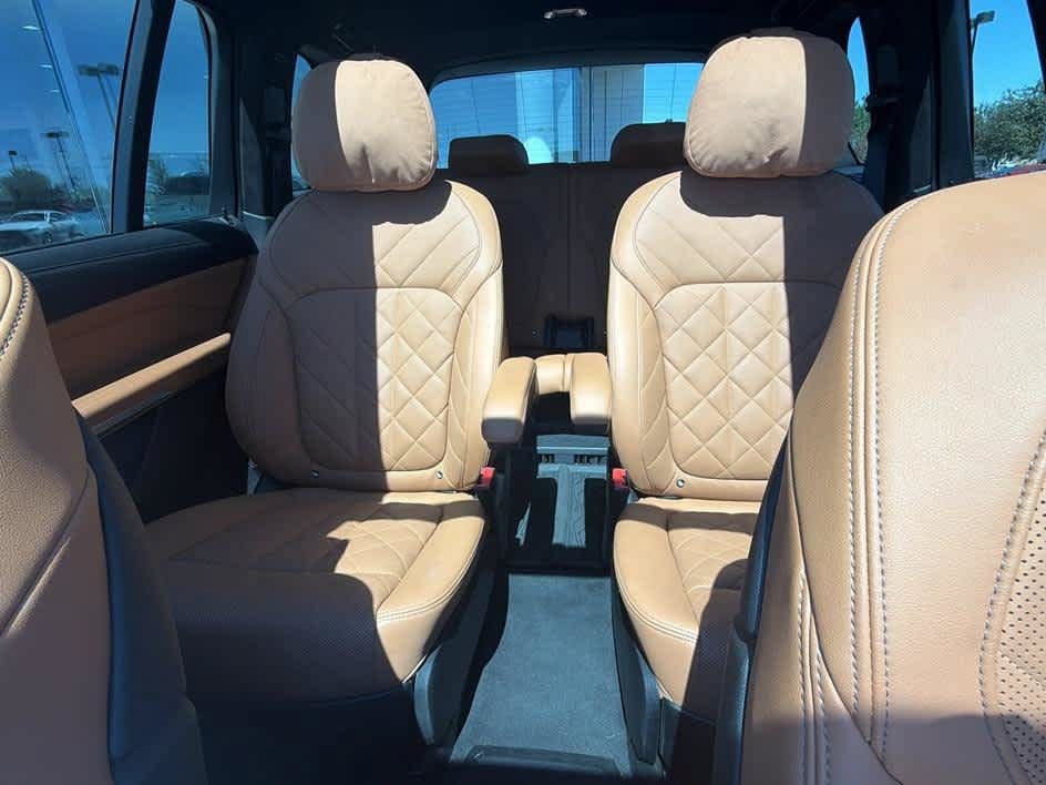 Used 2024 BMW X7 xDrive40i w/ M Sport Package AWD/4WD image 27