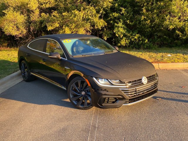 Used 2019 Volkswagen Arteon SEL FWD image 1