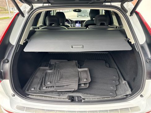 Used 2023 Volvo XC60 B5 Core w/ Climate Package AWD/4WD image 21