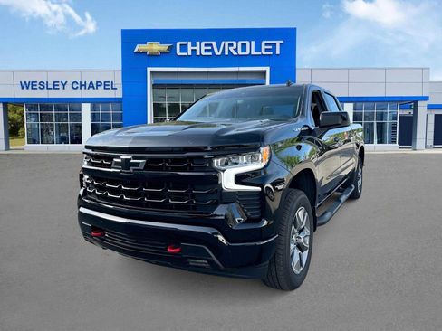 Used 2025 Chevrolet Silverado 1500 RST image 1