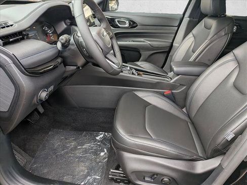 New 2026 Jeep Compass Limited image 4