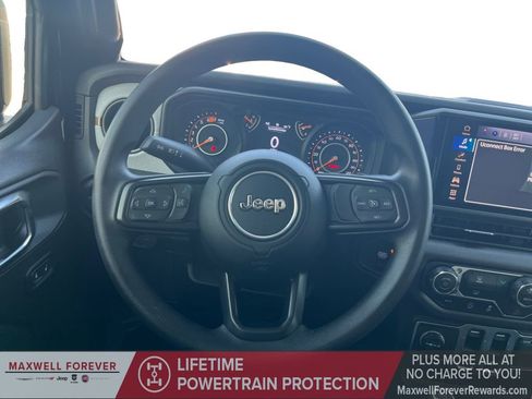 Used 2025 Jeep Wrangler Sport image 21