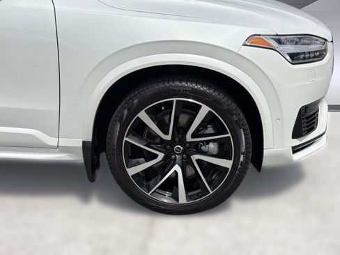 Certified 2023 Volvo XC90 T8 Ultimate w/ Lounge Package AWD/4WD image 11