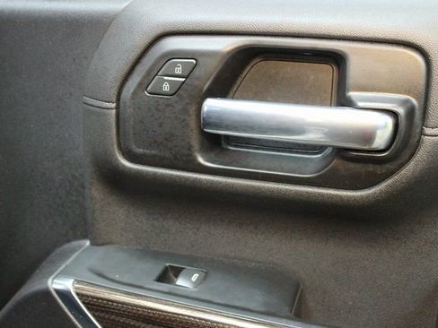 Used 2021 Chevrolet Silverado 1500 LT Trail Boss w/ Bed Protection Package AWD/4WD image 9
