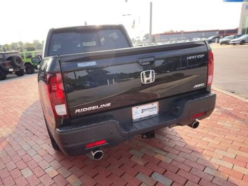 Certified 2021 Honda Ridgeline Black Edition image 8