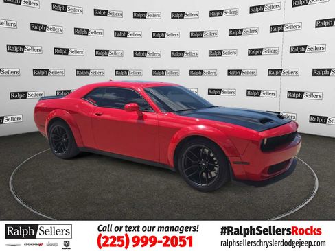 Used 2022 Dodge Challenger R/T Scat Pack RWD image 1