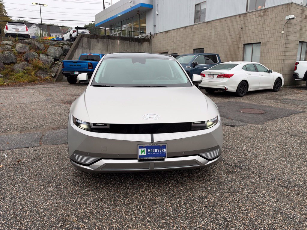 Certified 2024 Hyundai Ioniq 5 Limited AWD/4WD image 9