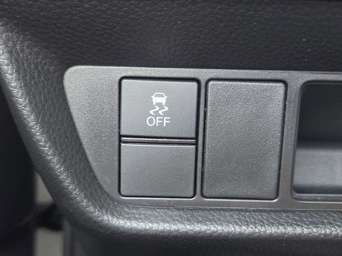 Certified 2025 Honda HR-V LX image 26