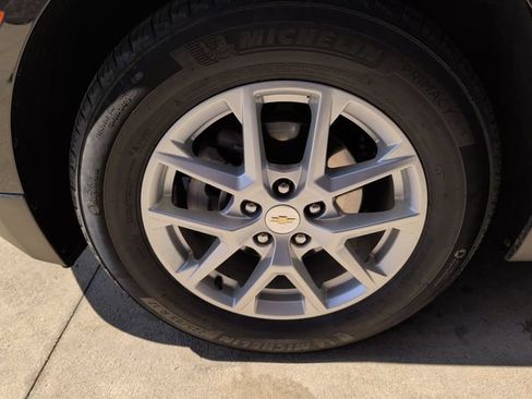 Used 2024 Chevrolet Equinox LS w/ Driver Confidence II Package FWD image 24