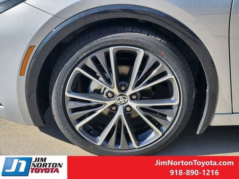 New 2026 Toyota Prius XLE image 9