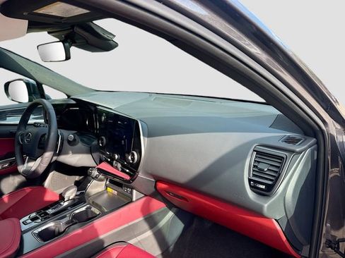 Used 2025 Lexus NX 250 FWD w/ Towing Package (2000 Lbs) image 14