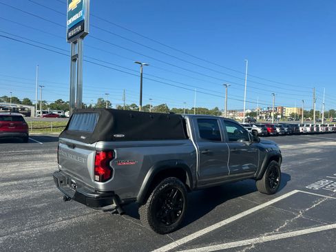 Used 2024 Chevrolet Colorado Trail Boss w/ Technology Package AWD/4WD image 5