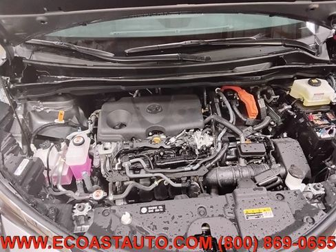 Used 2026 Toyota Sienna XLE AWD/4WD image 9