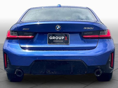 Used 2026 BMW 330i xDrive Sedan w/ M Sport Package AWD/4WD image 4