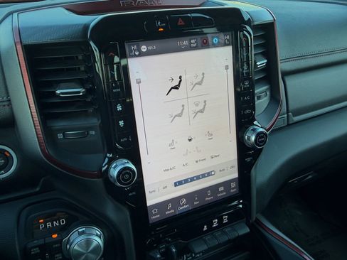 Used 2025 RAM 1500 Rebel image 28