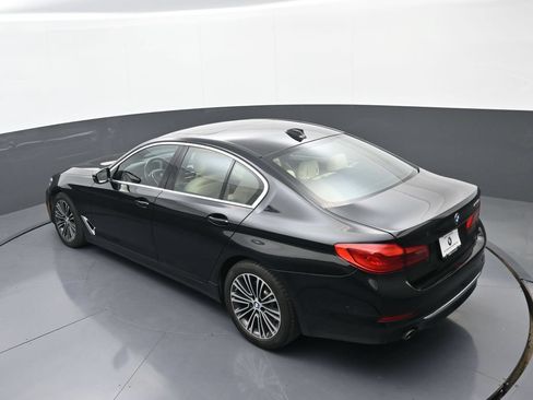 Used 2019 BMW 530i RWD image 33