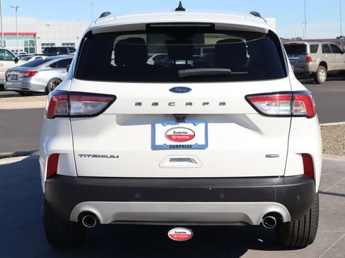 Used 2020 Ford Escape Titanium image 6