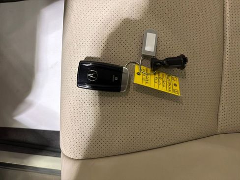 Used 2016 Acura RLX w/ Technology Package image 44