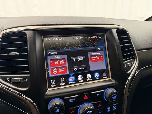Used 2017 Jeep Grand Cherokee Limited AWD/4WD image 23