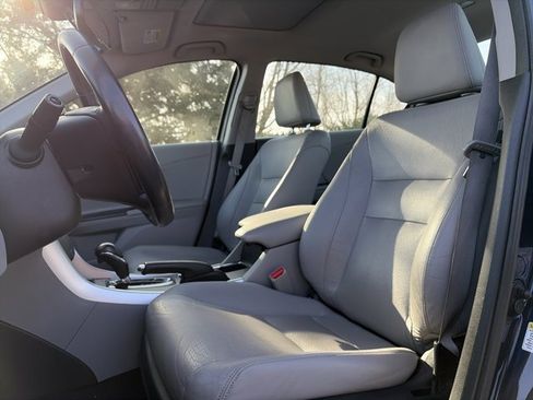 Used 2013 Honda Accord EX-L image 16