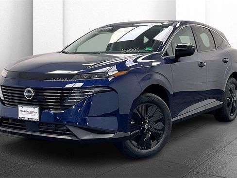 Certified 2025 Nissan Murano SV w/ Cargo Package image 10