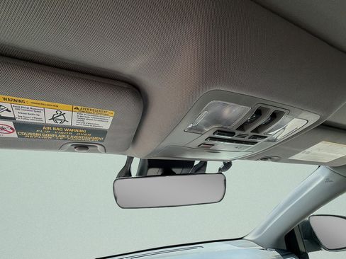Used 2017 Toyota Highlander Limited Platinum w/ Carpet Mat Package AWD/4WD image 26