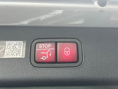 Certified 2025 Mercedes-Benz E 450 4MATIC All-Terrain Wagon image 31