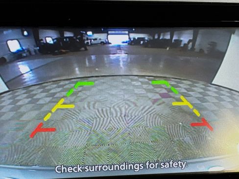 Used 2021 Nissan Kicks S image 18