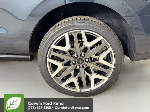 New 2026 Ford Expedition Platinum w/ Platinum Ultimate Package image 36