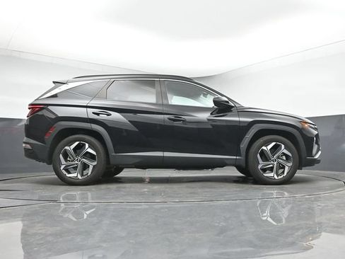Used 2022 Hyundai Tucson SEL w/ Convenience + Premium Package AWD/4WD image 17