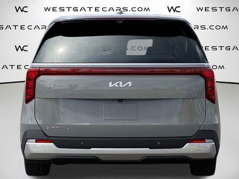 New 2026 Kia Carnival EX image 29