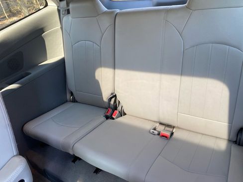 Used 2017 Chevrolet Traverse Premier image 23