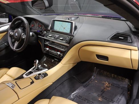 Used 2014 BMW M6 Coupe w/ Executive Package image 40