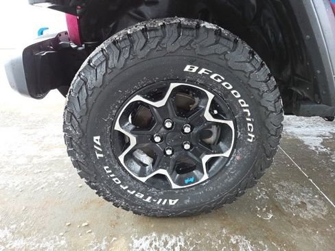 Used 2022 Jeep Wrangler Unlimited Rubicon 4xe w/ Dual Top Group image 68