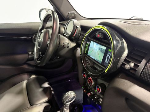 Used 2018 MINI Cooper S FWD image 43