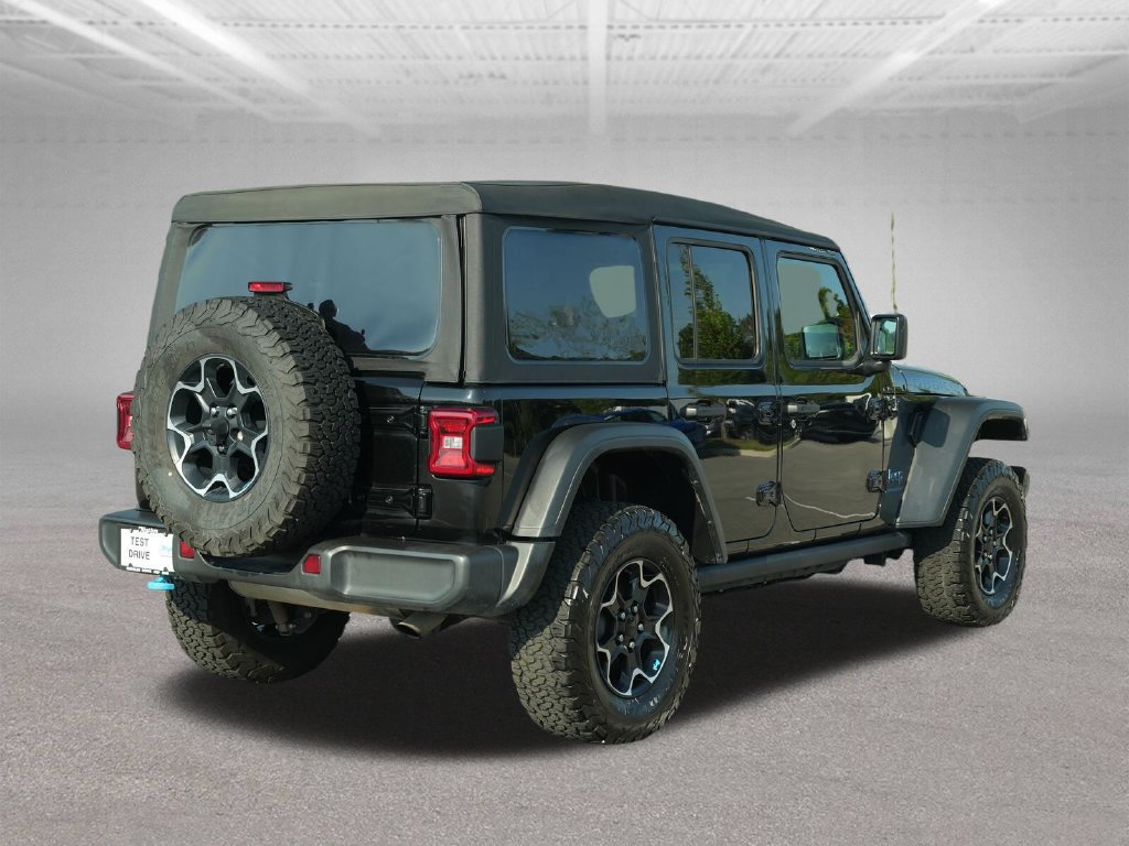 Used 2023 Jeep Wrangler Unlimited Rubicon 4xe w/ Cold Weather Group AWD/4WD image 9