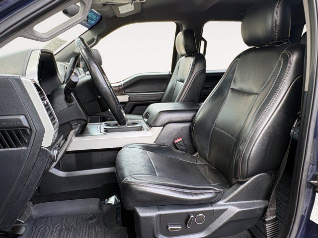 Used 2019 Ford F350 Lariat AWD/4WD image 2