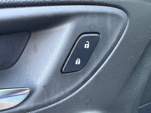 Used 2024 Buick Encore GX Sport Touring AWD/4WD image 13