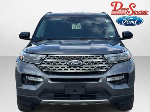 Used 2024 Ford Explorer Limited w/ Equipment Group 301A AWD/4WD image 2