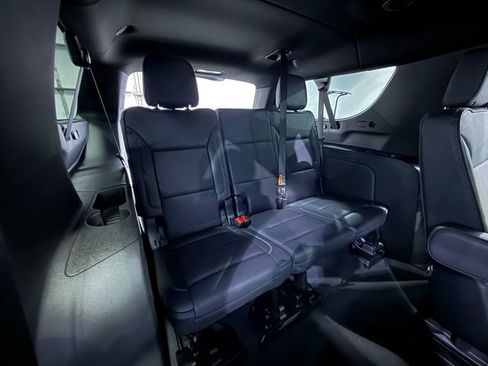 Certified 2025 GMC Yukon XL Denali image 14