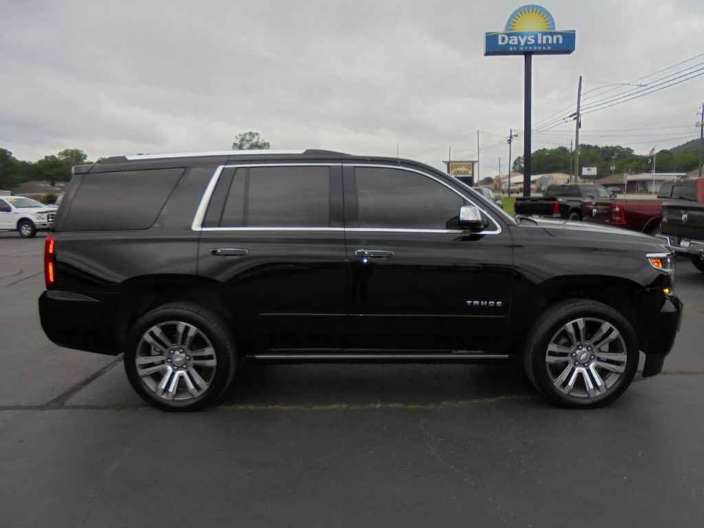 Used 2018 Chevrolet Tahoe Premier RWD image 2
