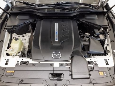 Used 2024 MAZDA CX-90 Plug-In Hybrid w/ Premium Pkg AWD/4WD image 3