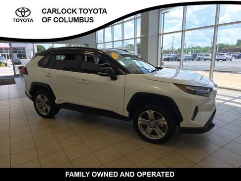 Used 2023 Toyota RAV4 XSE w/ XSE Grade Weather Package AWD/4WD image 6