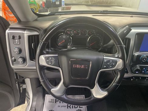 Used 2018 GMC Sierra 1500 SLE w/ SLE Value Package image 23